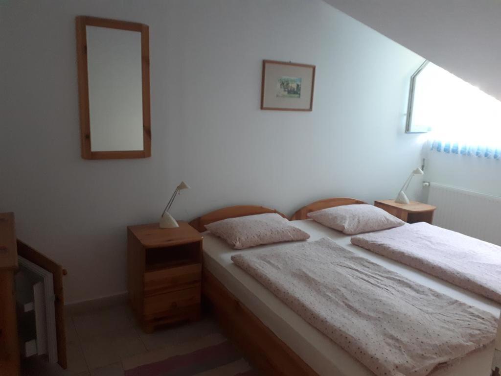 Borkuti Panzio Es Apartman Балатонсемеш Екстер'єр фото